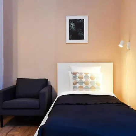 Very Very Spacious New