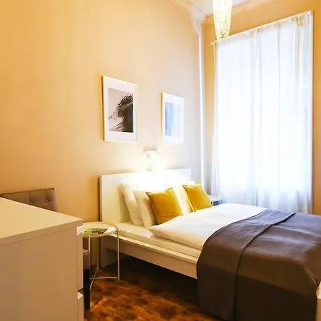 Very Very Spacious New 布达佩斯