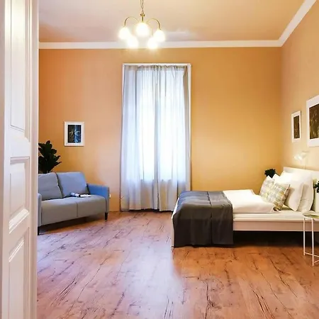 公寓 Very Very Spacious New