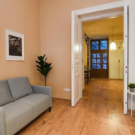 Very Very Spacious New