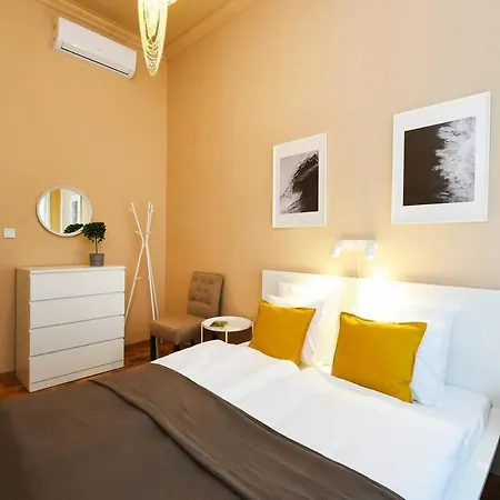 Very Very Spacious New Apartment *