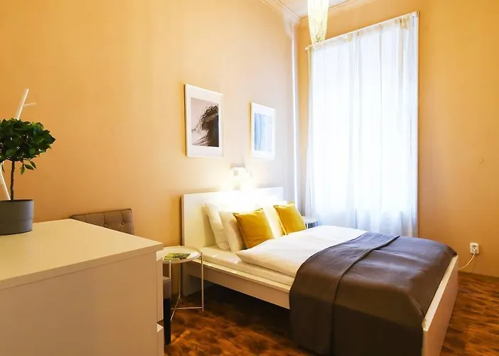 Very Very Spacious New Budapeszt